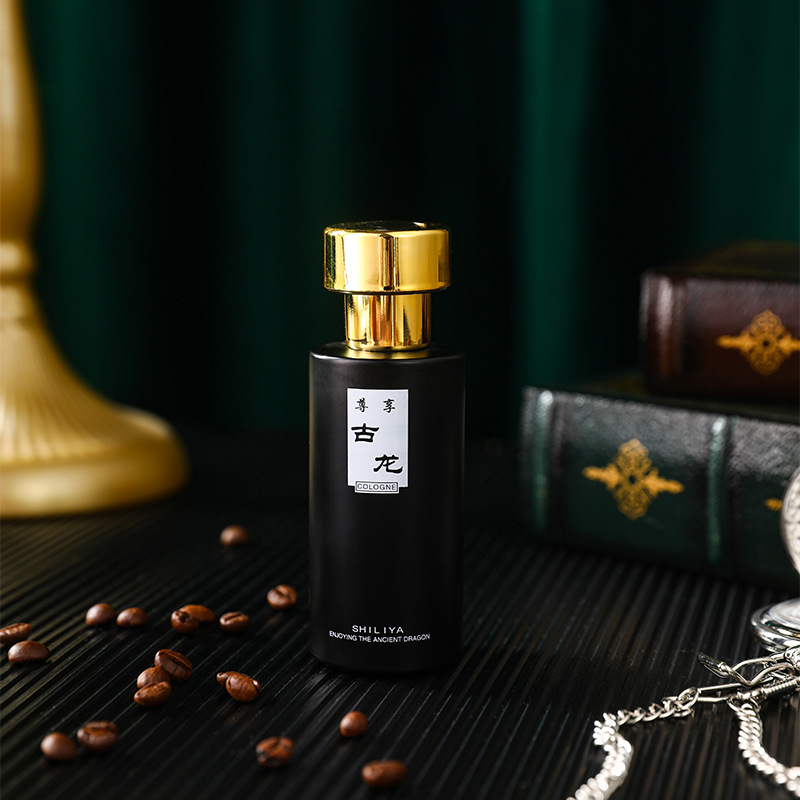 عطور كولونيا ذات رائحة طويلة ا - مراجعة Fragrance And Perfume وسعره